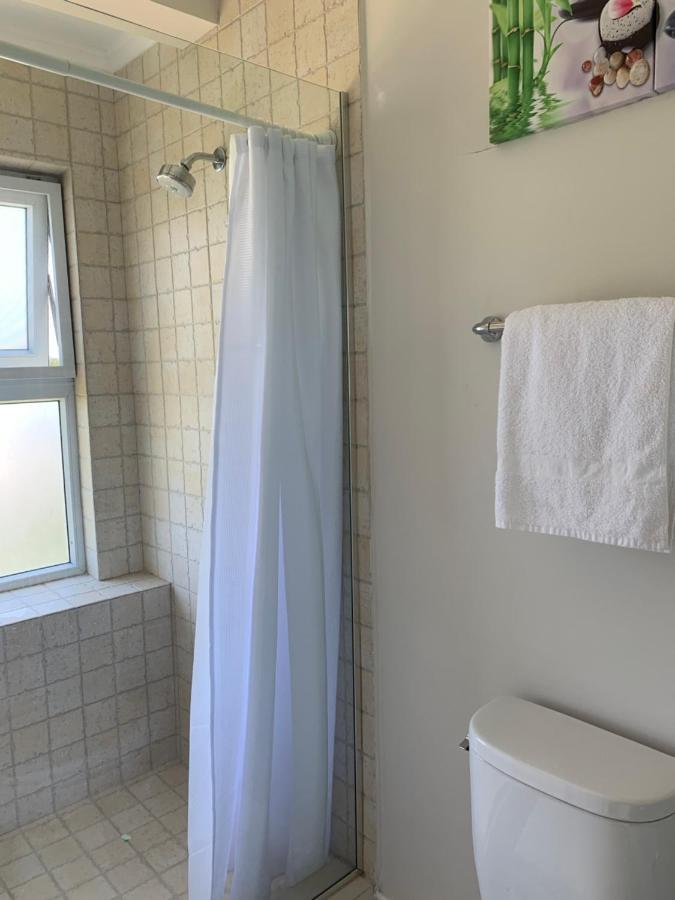 Cozy Getaway Aparthotel Priory Kültér fotó